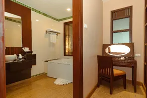 Grand Pacific Sovereign Resort and Spa - Image 5