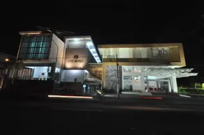 UNY Hotel Yogyakarta by Airy Rooms - Image 5