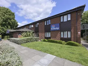 Travelodge Birmingham Sutton Coldfield - Image 3
