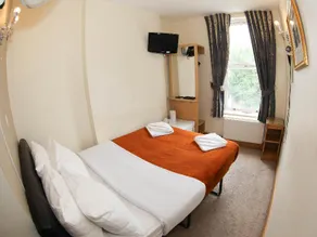 Holland Inn Hotel - Image 3