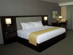 DoubleTree by Hilton Bemidji - Image 5