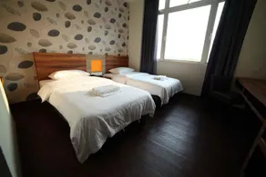 Waterfront Boutique Hotel - Image 4