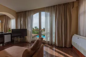 Royal Savoy Villas - Image 4