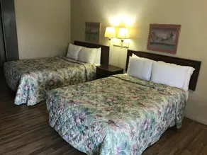 The Hometown Inn - Image 5