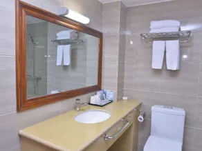 Ibis Hotel (Chongqing Ranjiaba Metro Station) - Image 5