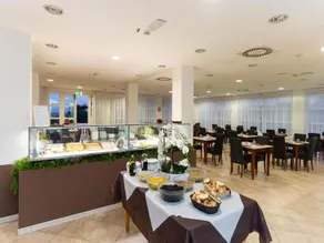 Villagio Santa Monica - Image 2