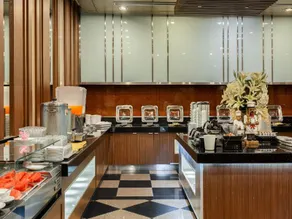 Sri U-Thong Grand Hotel - Image 3