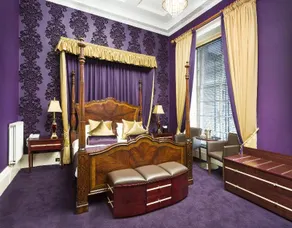Ballantrae Hotel - Image 3