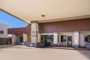 Rodeway Inn Lancaster - Image 2