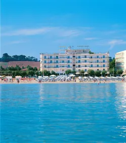 Grand Hotel Excelsior - Image 2