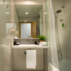 Alexandra Aparthotel - Image 4