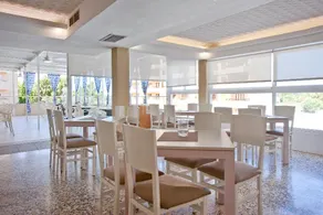 Playamar Apartments - Image 3