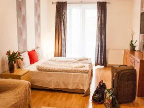 Akacfa Holiday Apartments - Image 3