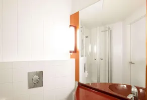 City Hotel Budapest - Image 2
