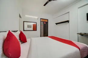 OYO Flagship 488 JNTU - Image 4