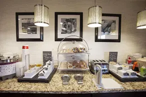 Hampton Inn Moultrie - Image 4