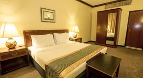 J5 Hotels Bur Dubai - Image 2