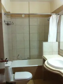 Olgas Paradise Apartments - Image 3