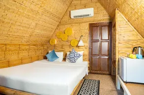 Luxury Farm House - Image 3