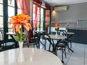 Bozikis Palace Hotel - Image 4