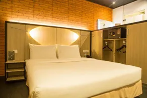Onomo Hotel - Image 4