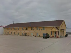 Econo Lodge - Image 3