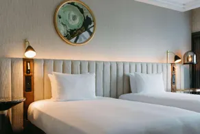 Hilton Frankfurt City Centre - Image 4