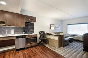 CLT Sky Suite - Image 3