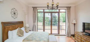 Xuhui Pebble Beach Boutique Resort Hotel - Image 4