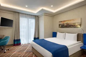 TRYP by Wyndham Istanbul Taksim - Image 5