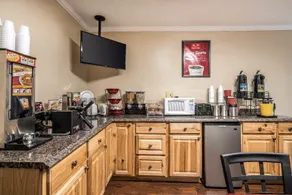 Rodeway Inn & Suites Yakima - Image 5