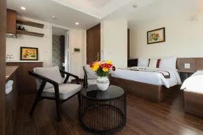 Redpine Condotel - Image 2