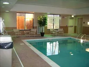 Hampton Inn Maysville, KY - Image 5