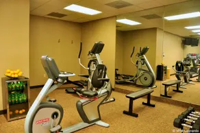 Crowne Plaza Little Rock - Image 4