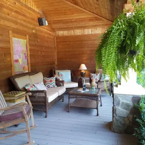 Silly Chickens Lodge - Image 4