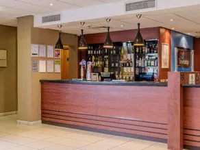 Travelodge Sheffield Meadowhall Hotel - Image 4