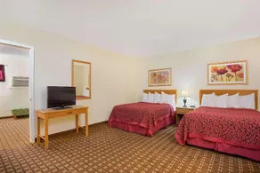 Days Inn by Wyndham Fremont - Image 5