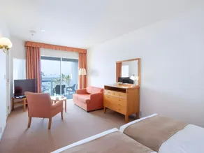 Wakayama Marina City Royal Pines Hotel - Image 2