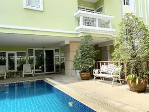 14Place Sukhumvit Villa @ Terminal 21 Bangkok - Image 4