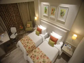 Efcee Sarovar Portico - Image 3