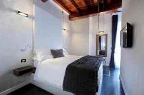 Pantheon Royal Suite - Image 5
