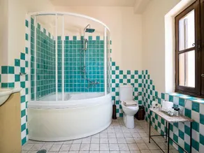 April Medieval Hotel - Image 3