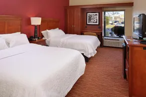 Hampton Inn Columbus East - Image 4