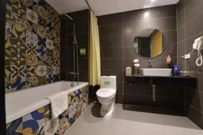 Hanoi Emerald Waters Hotel Trendy - Image 2