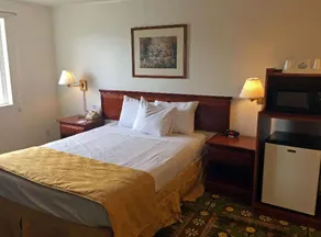 Americas Best Value Inn & Suites Eureka - Image 2