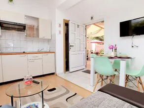 Apartments Jozo - Image 5
