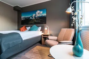 Stranda Hotel - Image 2