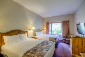 Nancy Greene's Cahilty Hotel & Suites - Image 4