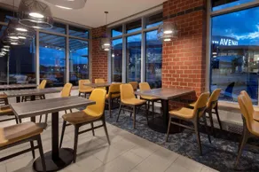 Hyatt Place Moncton - Image 2