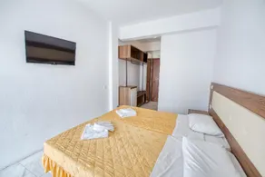 Hotel Santorini - Image 4